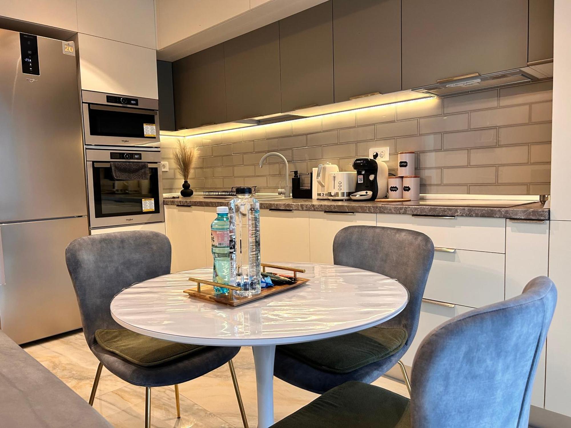 Elegance Apartment Bucharest Luaran gambar